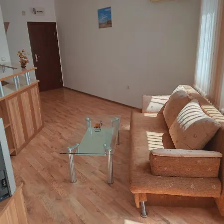 Апартамент В Созопол Apartament